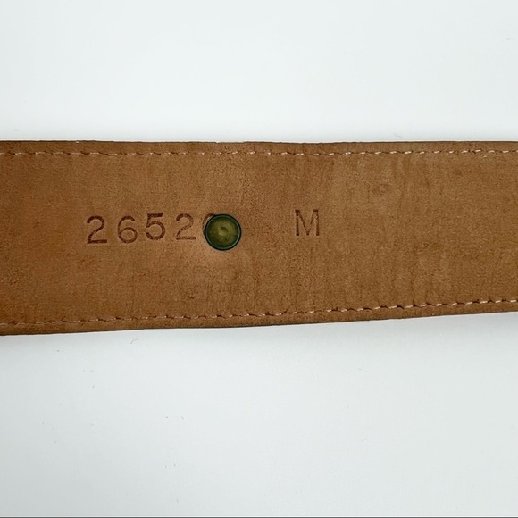 JENNY AND THE BOYS White Leather Belt with Brass Hardware and Conches, Size S - Picture 4 of 5